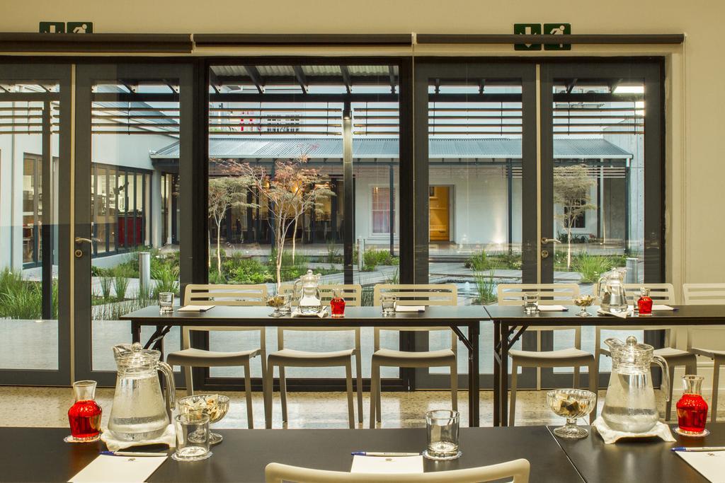 Royal St. Andrews Hotel, Spa And Conference Centre Port Alfred Exteriör bild