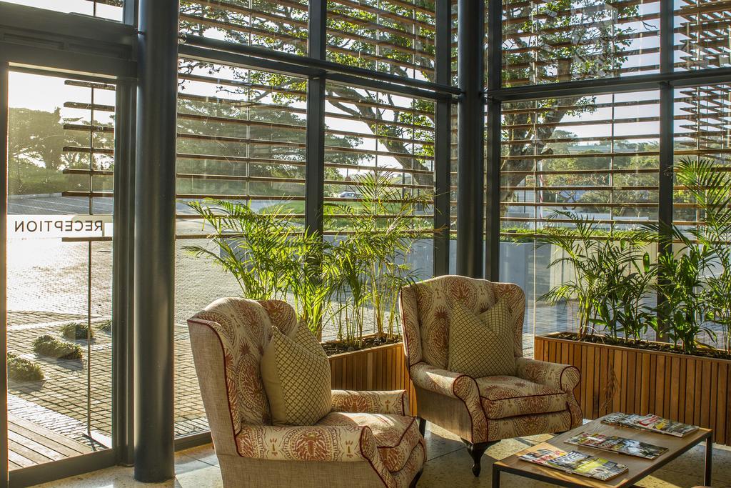 Royal St. Andrews Hotel, Spa And Conference Centre Port Alfred Exteriör bild